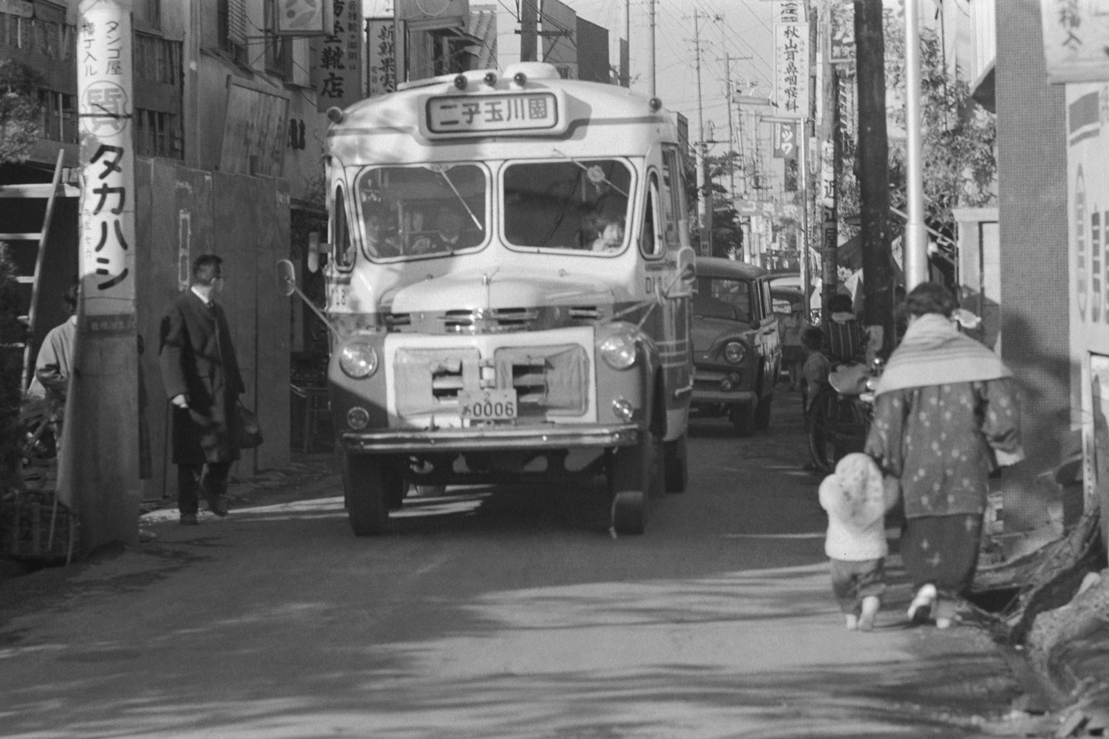 祖師谷通り（祖師谷商店街）