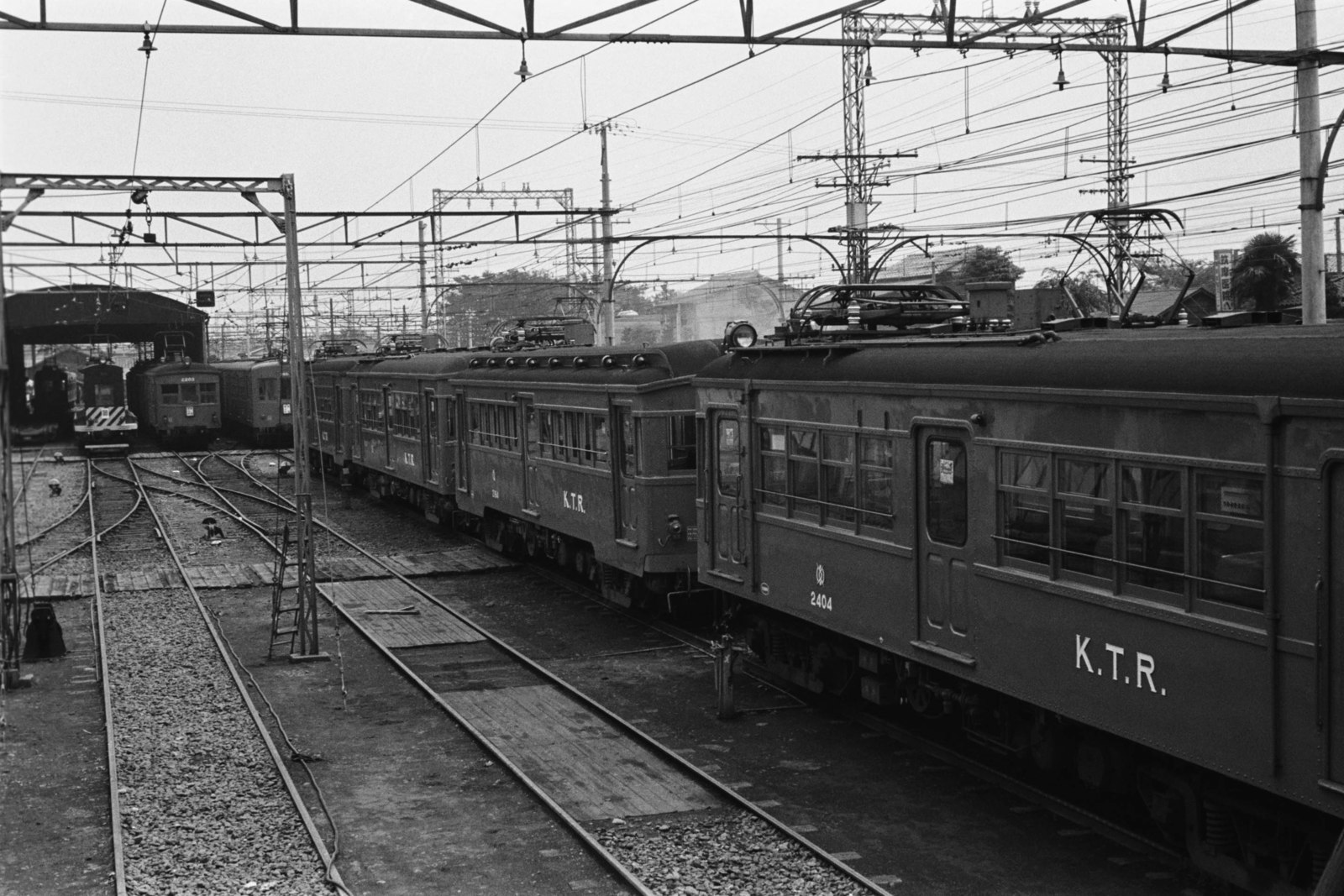 京王線桜上水車庫