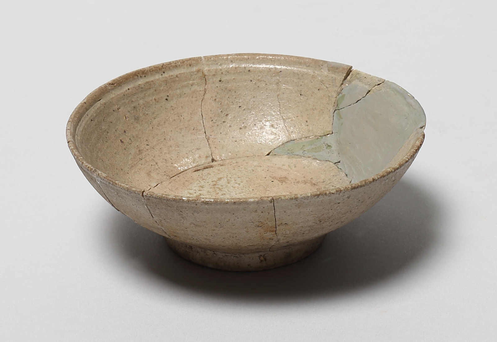 灰釉陶器碗
